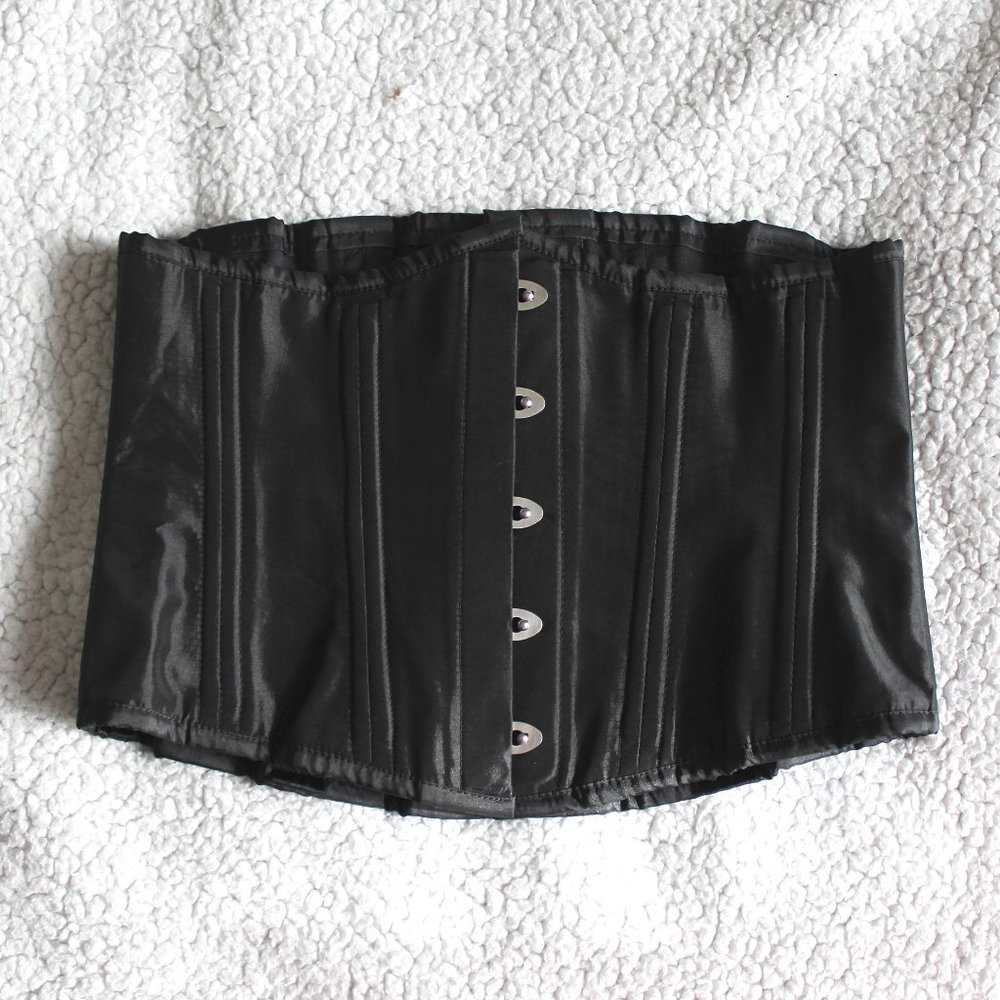 Black Steel Bone Underbust Corset